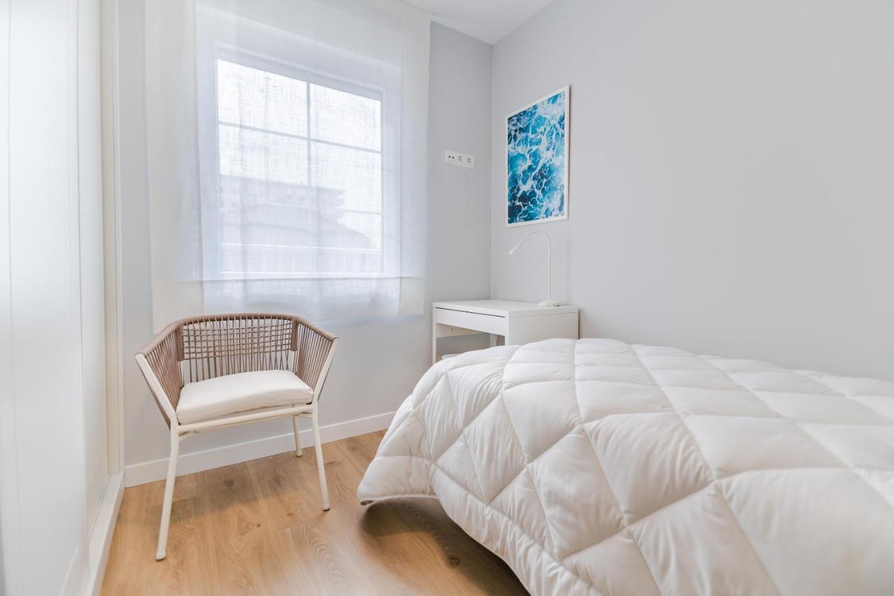 קסטרו אורדיאלס Villa Marta - Apartamentos Centricos Junto Al Mar מראה חיצוני תמונה