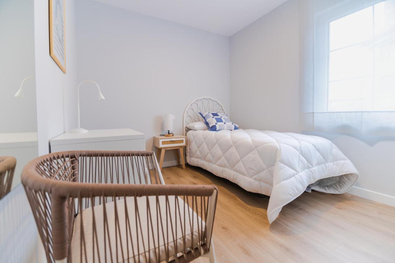 קסטרו אורדיאלס Villa Marta - Apartamentos Centricos Junto Al Mar מראה חיצוני תמונה