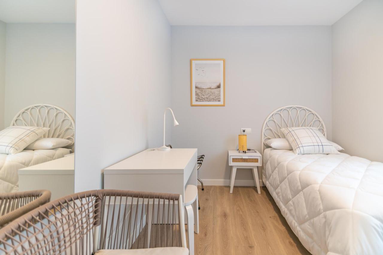 קסטרו אורדיאלס Villa Marta - Apartamentos Centricos Junto Al Mar מראה חיצוני תמונה