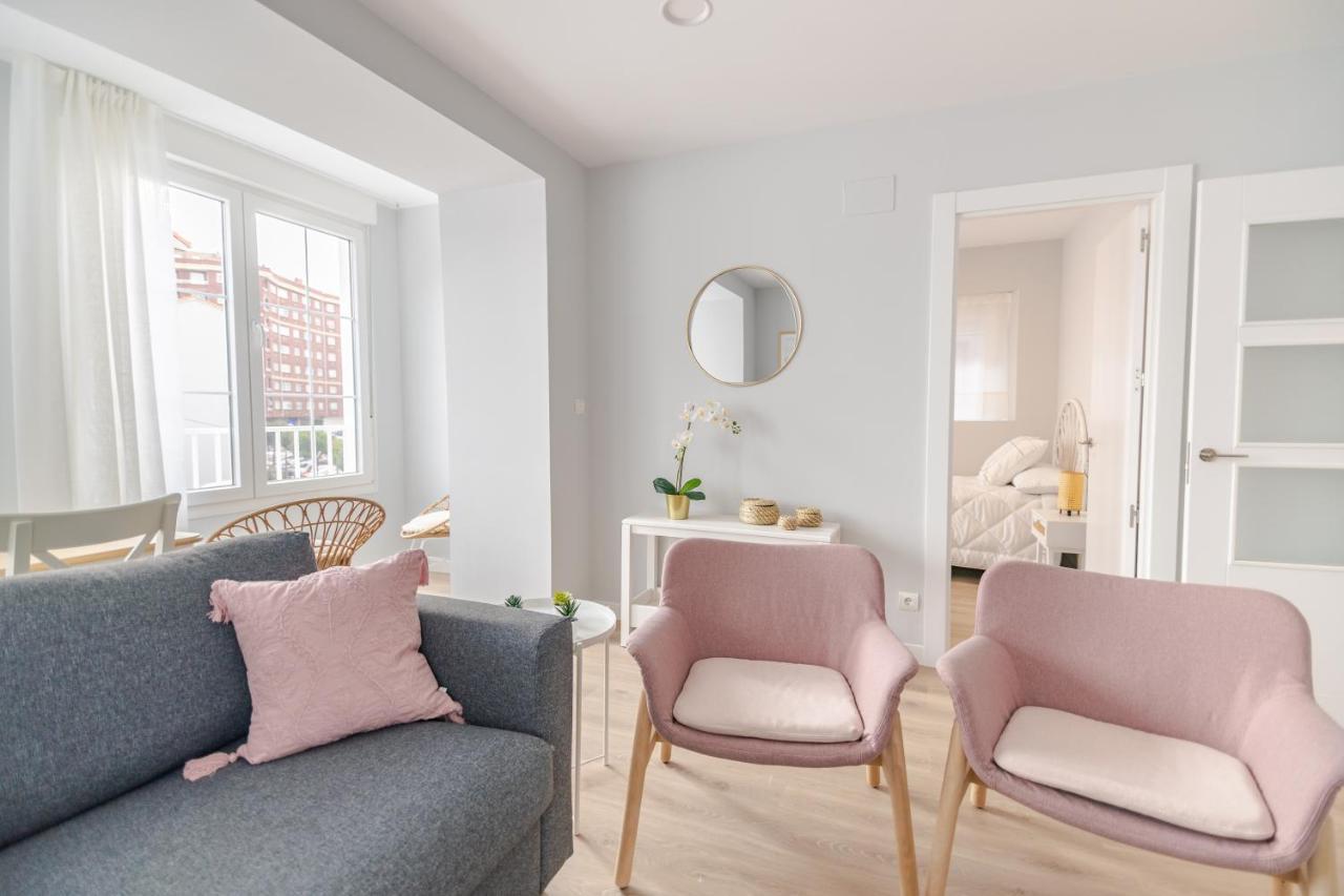 קסטרו אורדיאלס Villa Marta - Apartamentos Centricos Junto Al Mar מראה חיצוני תמונה