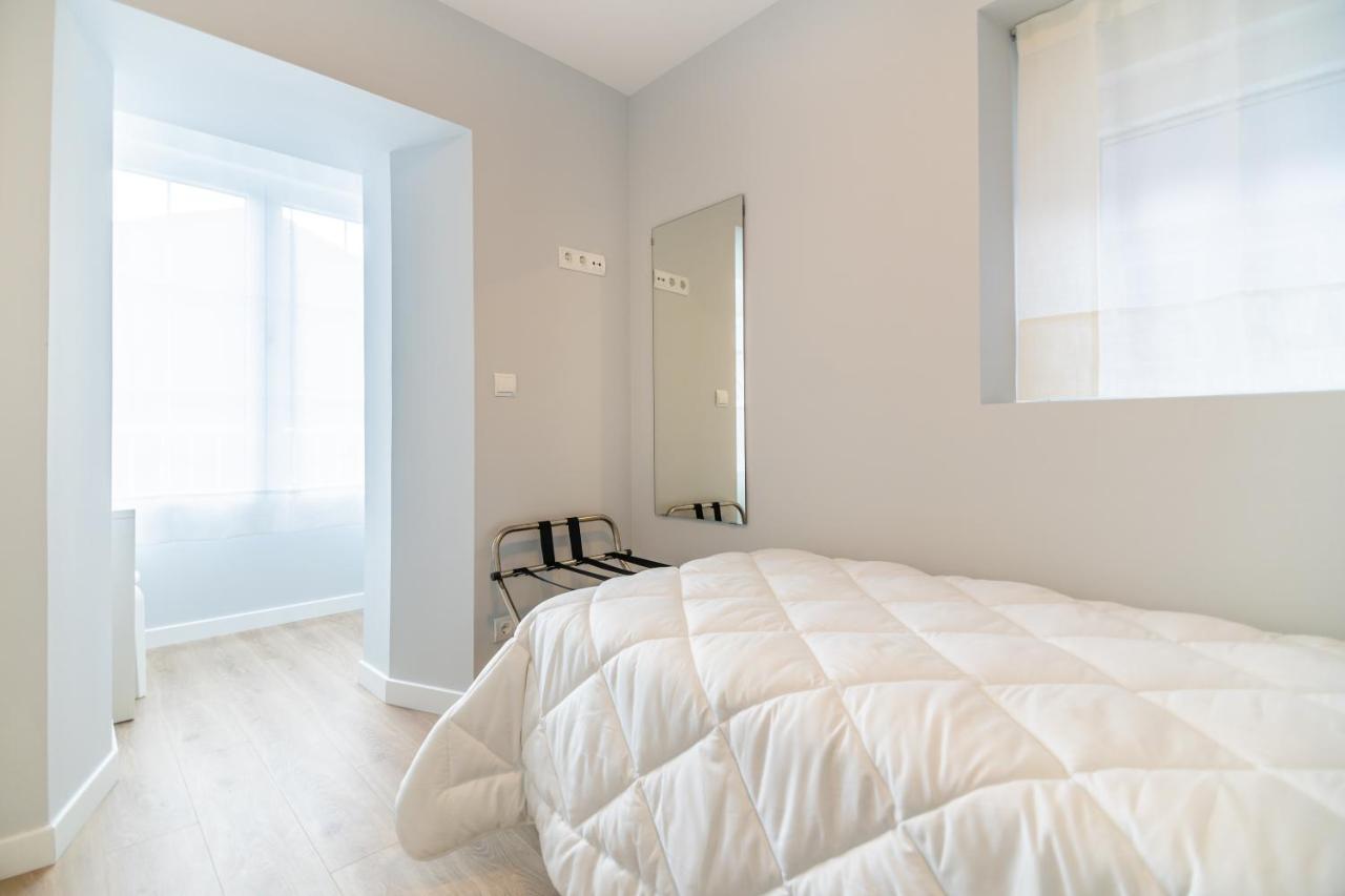 קסטרו אורדיאלס Villa Marta - Apartamentos Centricos Junto Al Mar מראה חיצוני תמונה